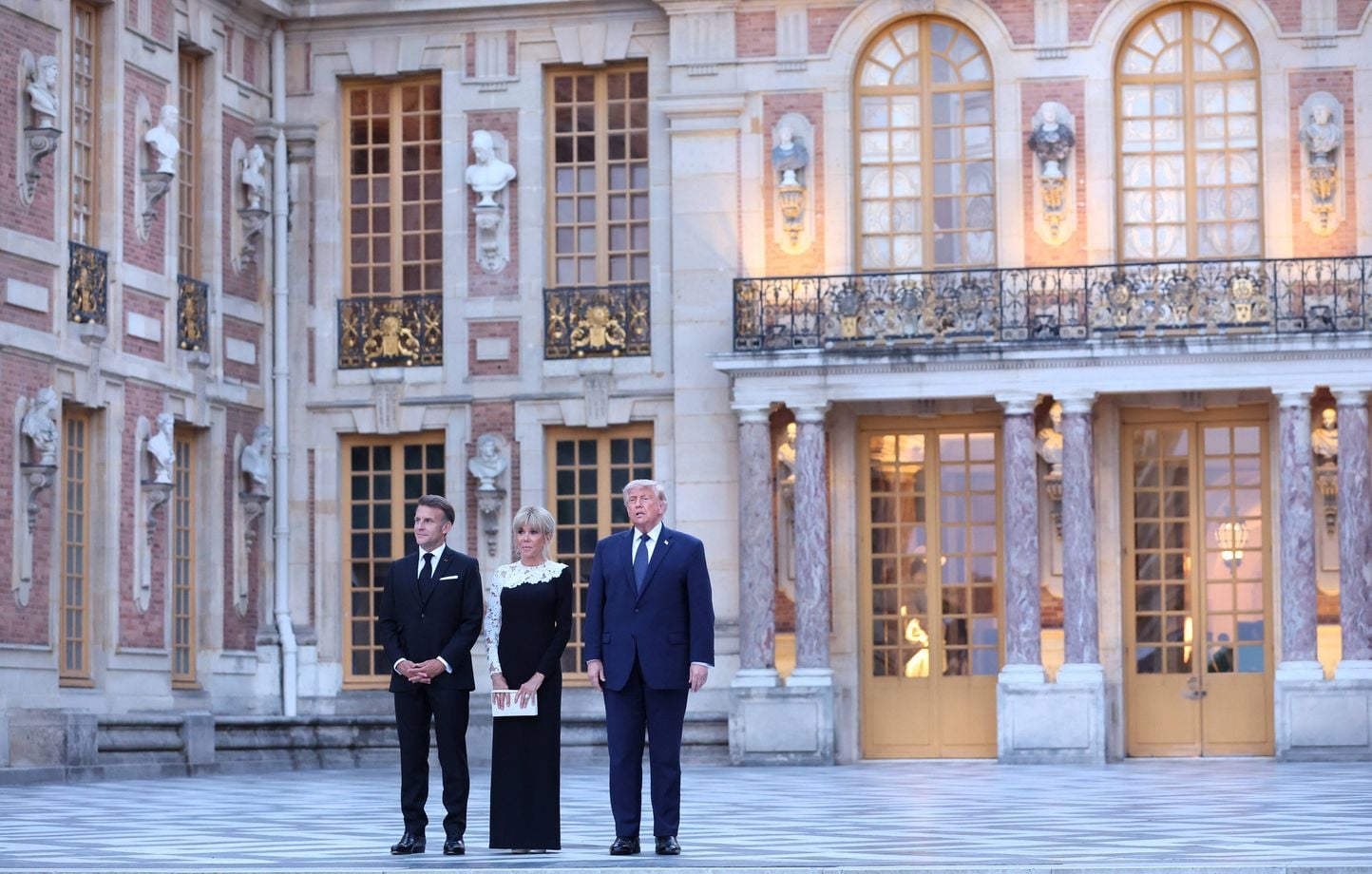 “Versalles es un instrumento de poder”… Ante las críticas, Macron niega haber invitado a Trump “Versalles es un instrumento de poder”… Ante las críticas, Macron niega haber invitado a Trump